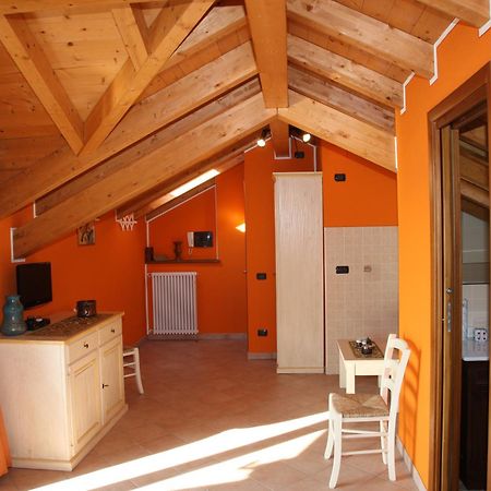 Casale Fe-Wo - Appartamenti Con Vista Lago Cannero Riviera Εξωτερικό φωτογραφία