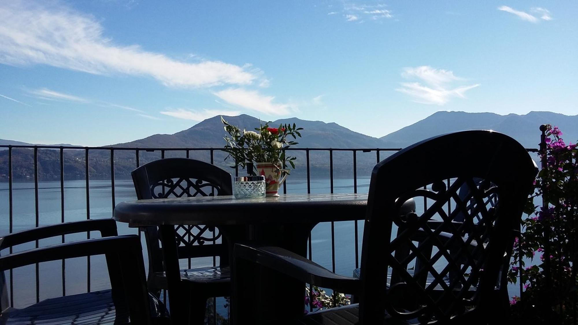 Casale Fe-Wo - Appartamenti Con Vista Lago Cannero Riviera Εξωτερικό φωτογραφία