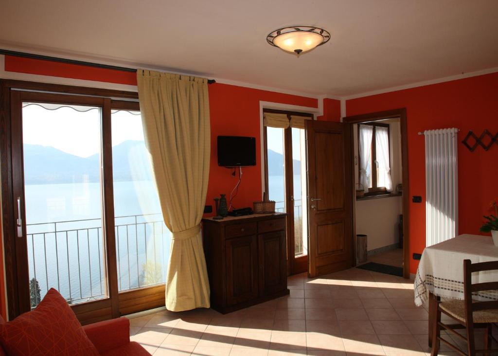 Casale Fe-Wo - Appartamenti Con Vista Lago Cannero Riviera Δωμάτιο φωτογραφία
