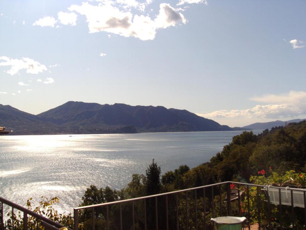Casale Fe-Wo - Appartamenti Con Vista Lago Cannero Riviera Δωμάτιο φωτογραφία